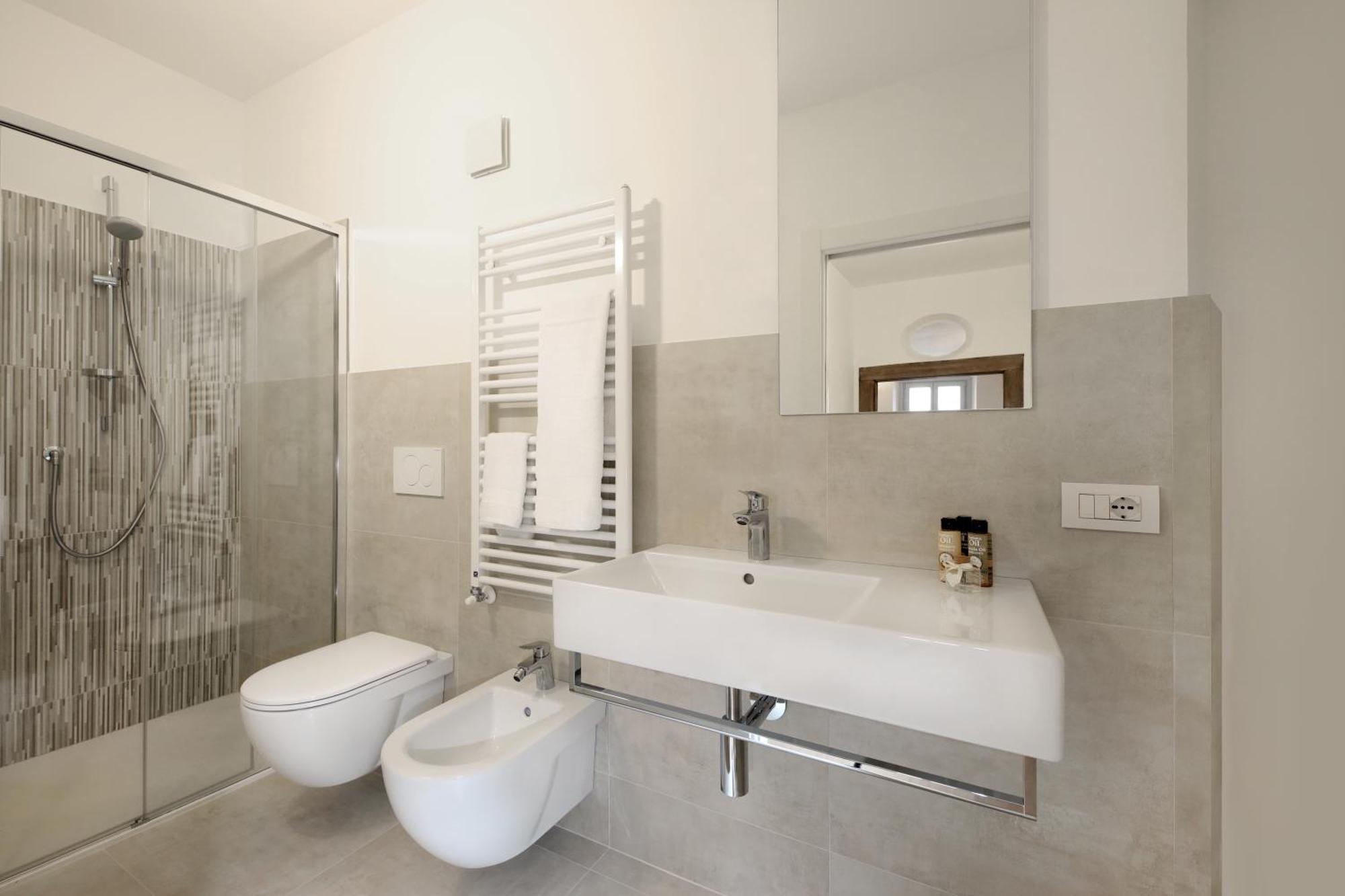 Ferienwohnung Palazzo Riccamboni Riva del Garda Exterior foto