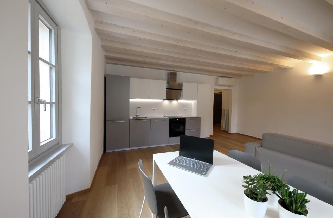 Ferienwohnung Palazzo Riccamboni Riva del Garda Exterior foto
