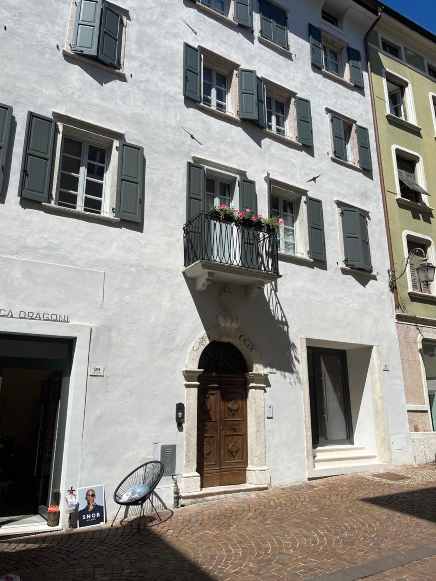 Ferienwohnung Palazzo Riccamboni Riva del Garda Exterior foto