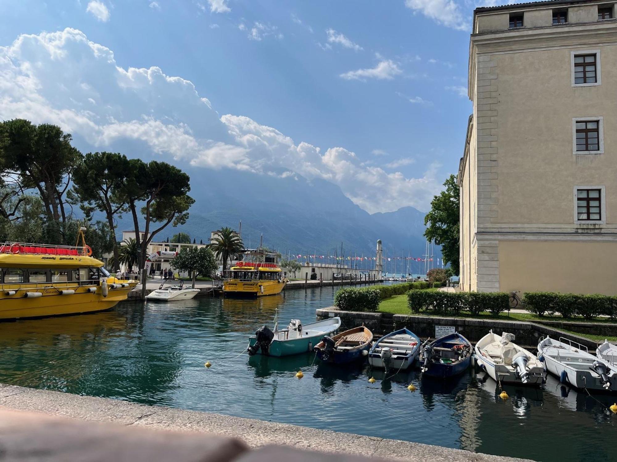 Ferienwohnung Palazzo Riccamboni Riva del Garda Exterior foto